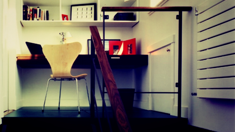 Small home office in staircase platform in New York City 780_wide