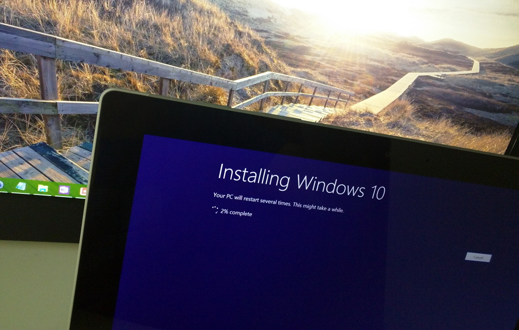 upgrade to windows 10 pro version 1511 waiting for download