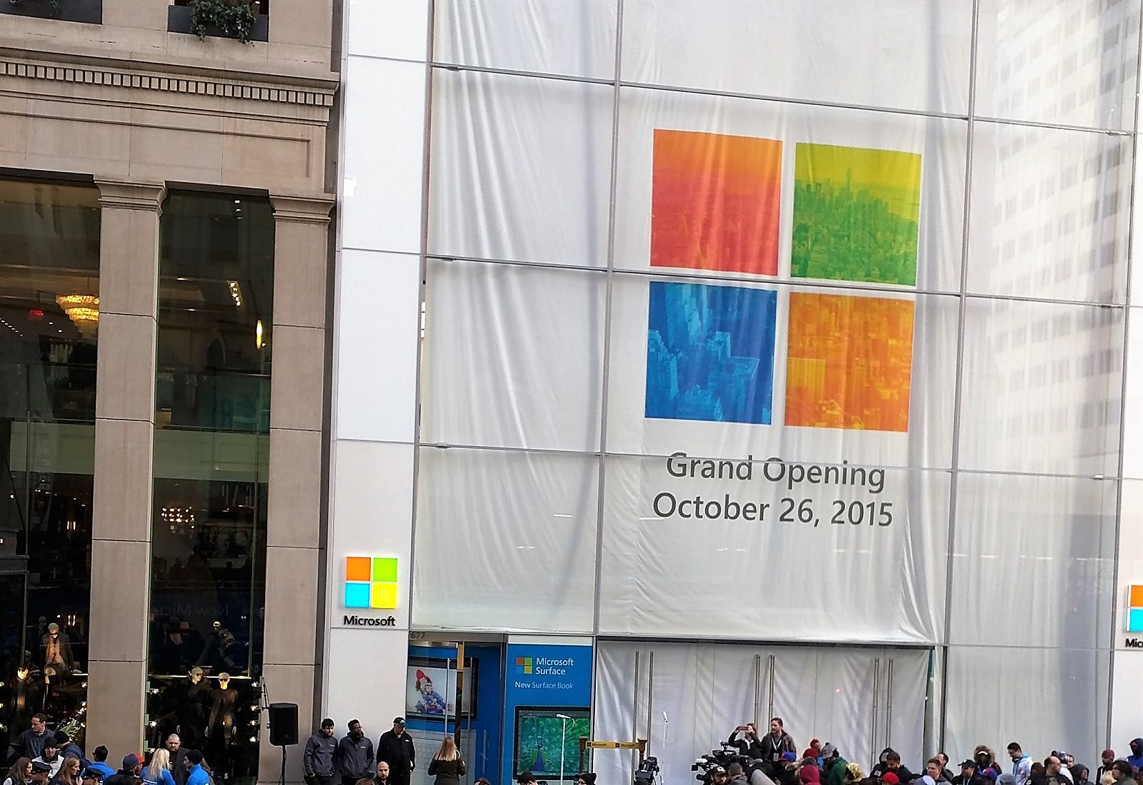 Microsoft is getting back into physical retail — sort of - The Verge