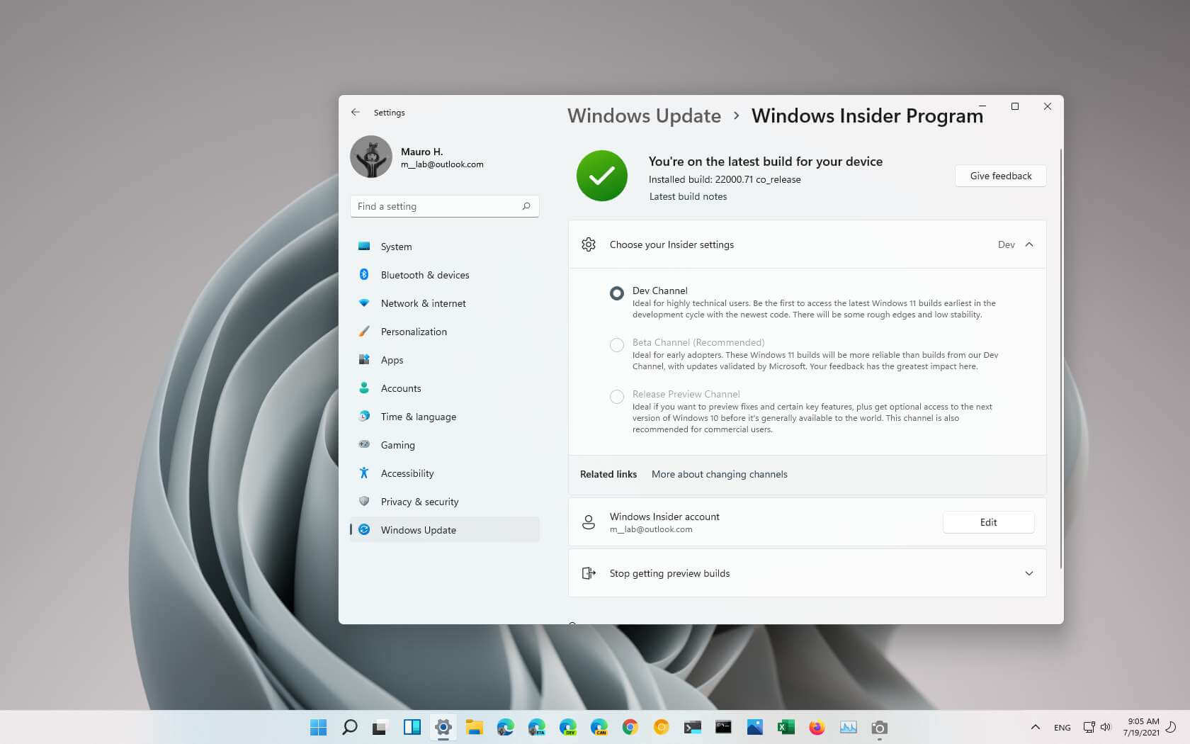 Download: Windows 11 Build 22000.100 ISO Beta Update Released