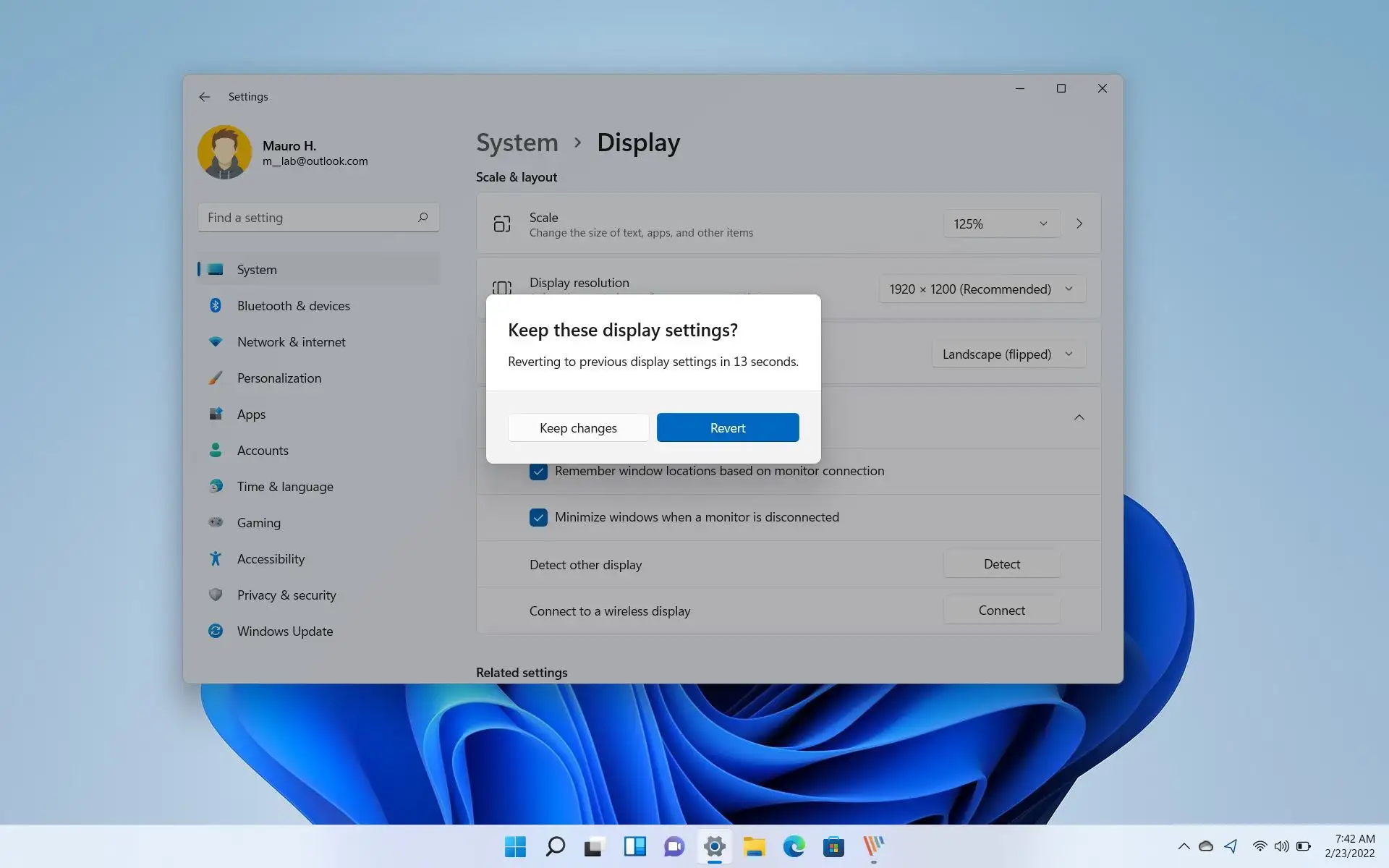 Change screen orientation on Windows 11 - Pureinfotech